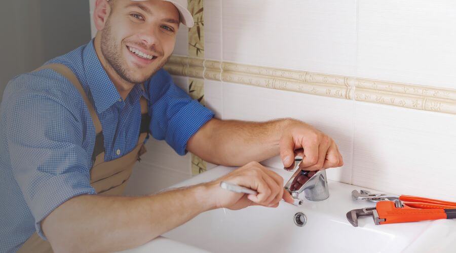 Handle or spout repair in Henrietta, MO